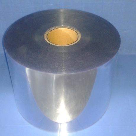 Linea di produzione di cartoni in PVC rigidi 550 kg/h 1