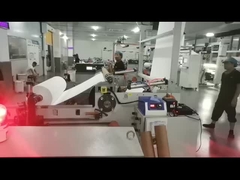 Dispositivo ausiliario per la linea di estrusione di pellicole solari: avvolgitore automatico