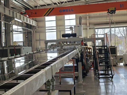 comprare Linea di estrusione di lastre in PC con larghezza 1220-2100mm, spessore 0.125-3mm e buona trasparenza per materiali PC PMMA online manufacture