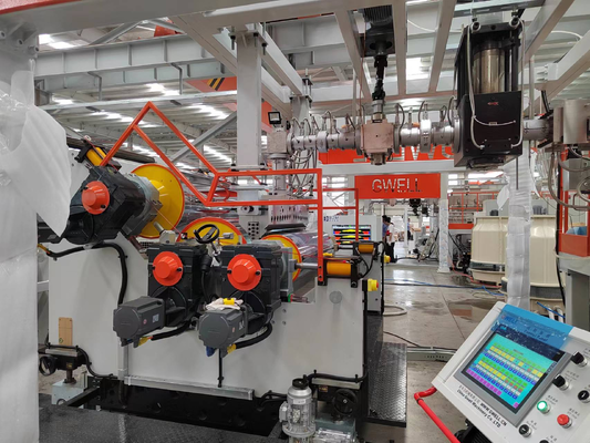 comprare 400-1500 kg/h Output PET Sheet Extrusion Machine Twin Screw Design per la produzione di fogli di termoformatura da materiale riciclato al 100% online manufacture
